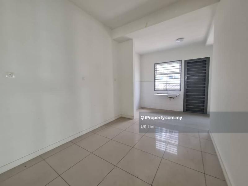 Rumah Teres untuk Dijual di Bandar Rimbayu, Telok Panglima Garang oleh UK Tan - iProperty.com.my