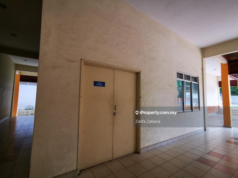 Apartment for Sale in Serdang Villa Apartment by Zalifa Zakaria - iProperty.com.my