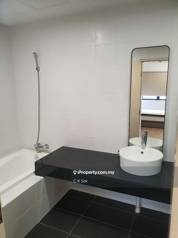 Kondominium untuk Disewa di Encorp Strand Residence oleh C K Sek - iProperty.com.my