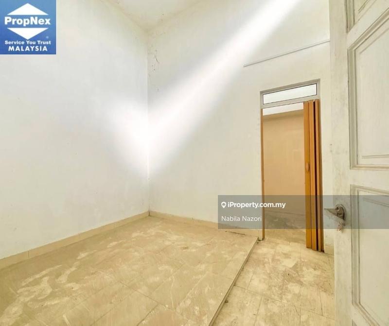 Bungalow House for Sale in Limbat, Kota Bharu by Nabila Nazori - iProperty.com.my