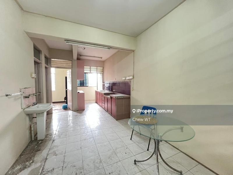 For Sale - Limau Manis