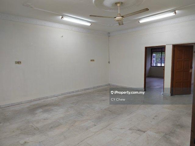 Shop / Office for Rent in Taman Ungku Tun Aminah, Skudai by CY Chew - iProperty.com.my