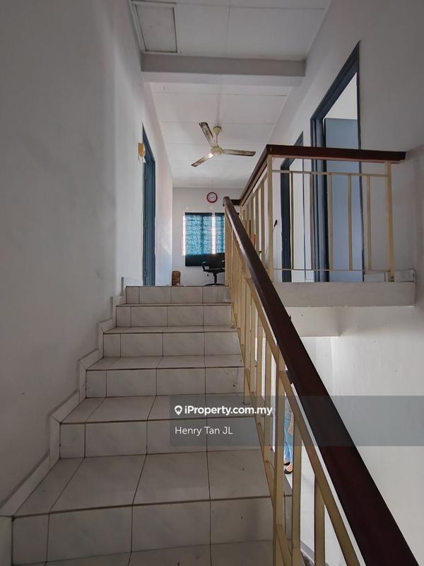 Rumah Berangkai 2 Tingkat untuk Dijual di Kota Kemuning, Shah Alam oleh Henry Tan JL - iProperty.com.my