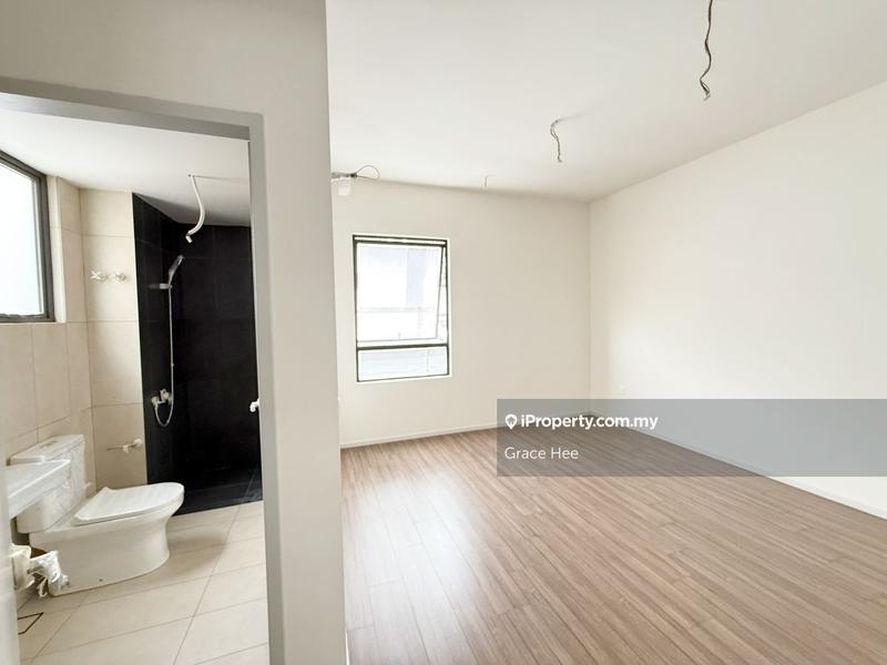 3-storey Terraced House for Sale in Taman Bukit Serdang, Seri Kembangan by Grace Hee - iProperty.com.my
