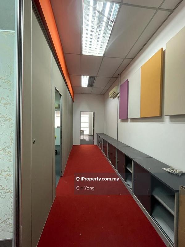 For Rent - Fully furnish office