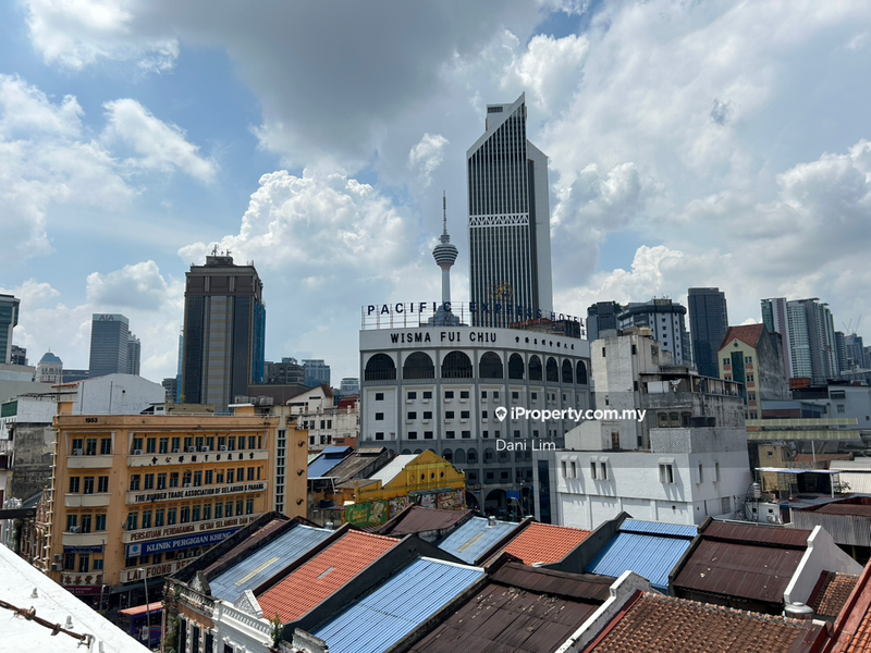 For Rent - En bloc building for rent near PNB 118 Golden Triangle near Petaling Street and Jalan Sultan