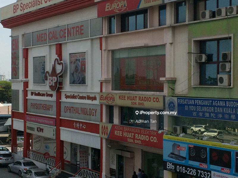 Shop / Office untuk Dijual di Petaling Jaya, Selangor oleh Adman Tan - iProperty.com.my