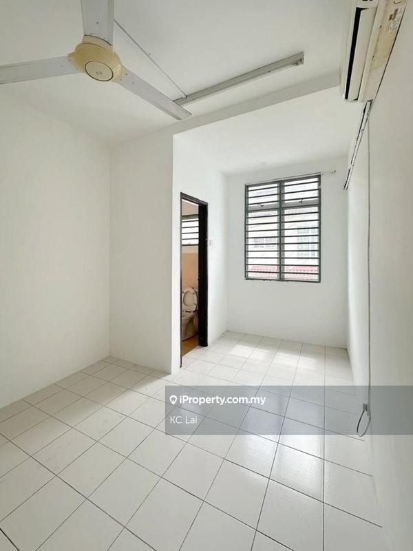Rumah Teres 2-Tingkat untuk Dijual di Taman Mutiara Galla, Seremban oleh KC Lai - iProperty.com.my