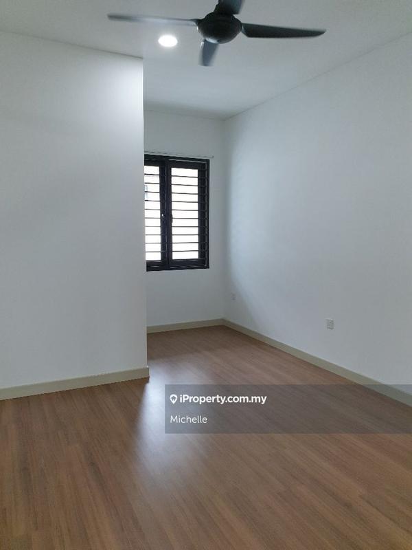 Rumah Berangkai 2 Tingkat untuk Dijual di Elmina, Shah Alam oleh Michelle - iProperty.com.my