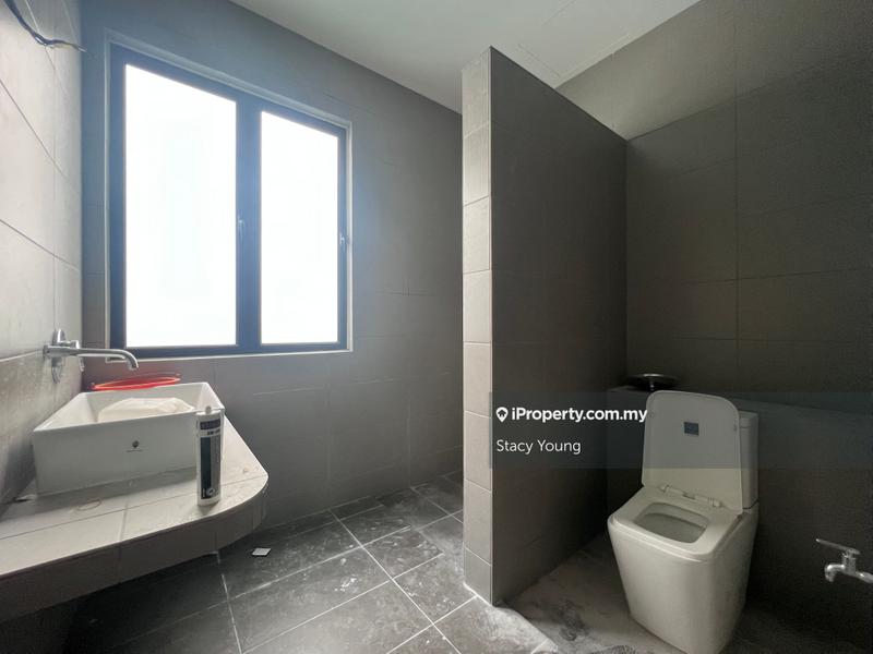 Rumah Berkembar untuk Dijual di Wira Heights, Bandar Sungai Long oleh Stacy Young - iProperty.com.my