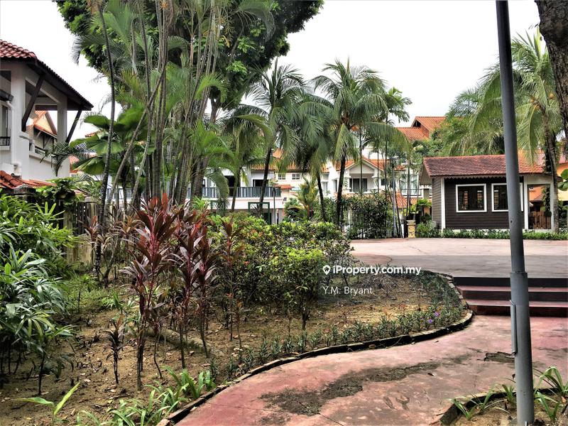 Rumah Berkembar untuk Dijual di Ara Damansara, Selangor oleh Bryant Be - iProperty.com.my
