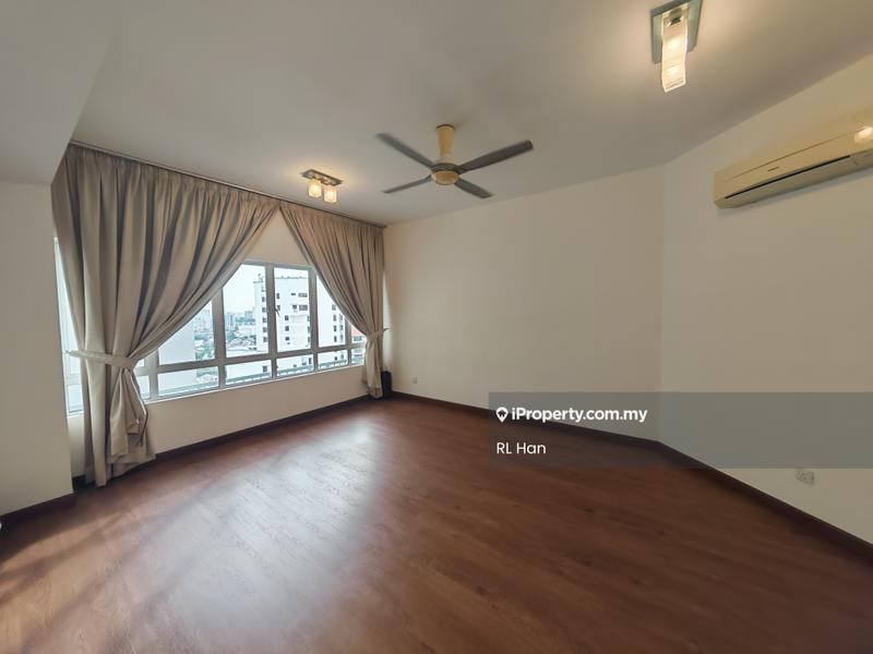 Condominium for Sale in The Boulevard by RL Han - Living Room - iProperty.com.my