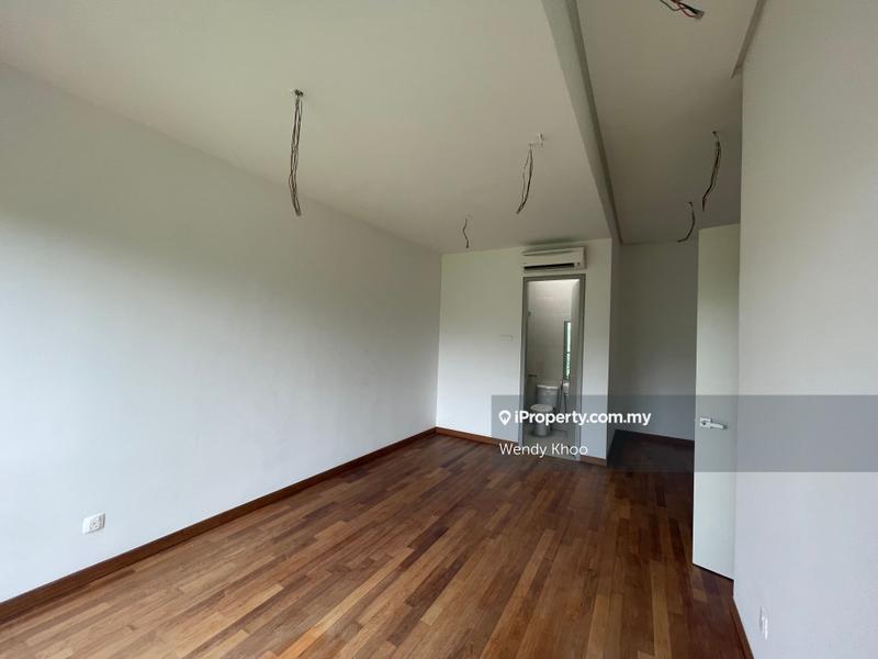 Rumah Teres 3-Tingkat untuk Dijual di Bandar Putra Permai, Seri Kembangan oleh Lawrence Khoo - iProperty.com.my