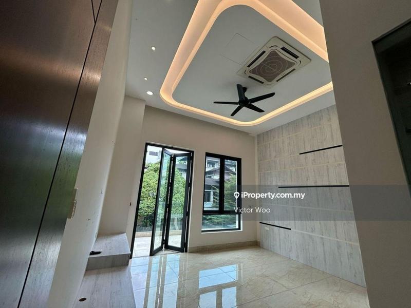 Banglo untuk Dijual di Country Heights Damansara, Kuala Lumpur oleh Victor Woo - iProperty.com.my