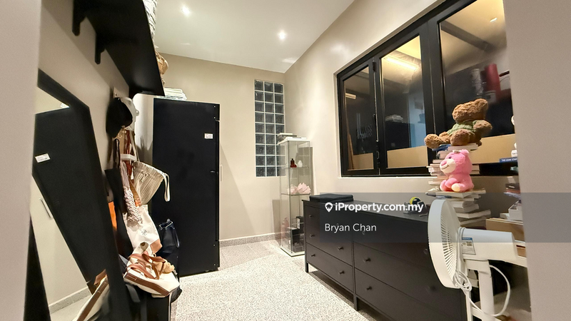 2-storey Terraced House for Sale in Bandar Rimbayu, Teluk Panglima Garang, Tanjong Duabelas by Bryan Chan - iProperty.com.my