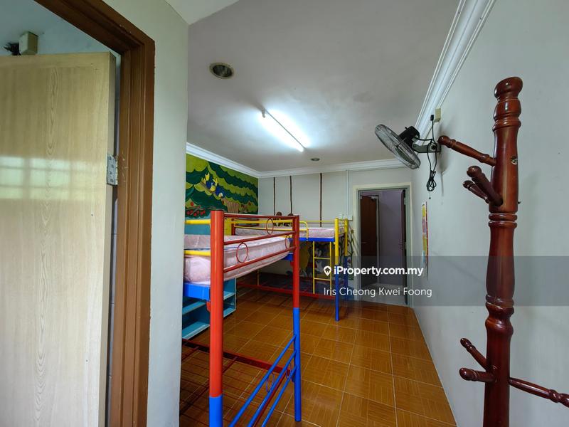 Bungalow House for Sale in z19hj, Ipoh by Iris Cheong Kwei Foong - Bedroom - iProperty.com.my