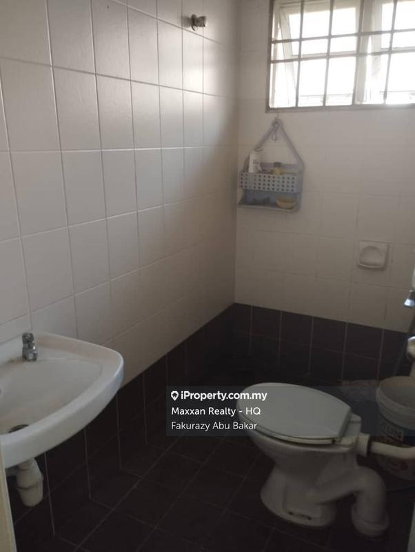Semi-Detached House for Sale in Seksyen 7, Shah Alam by Fakurazy Abu Bakar - iProperty.com.my