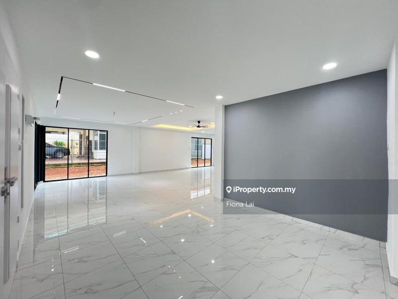 Bungalow House for Sale in Taman Kebun Teh, Johor Bahru by Fiona Lai - iProperty.com.my