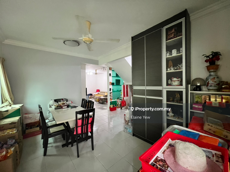 Rumah Bandar untuk Dijual di Amansiara, Selayang oleh Elaine Yew - iProperty.com.my