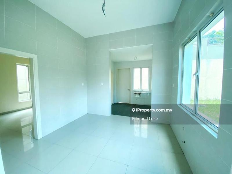 Rumah Berkembar untuk Dijual di One Sierra, Selayang oleh Edmond Loke - iProperty.com.my