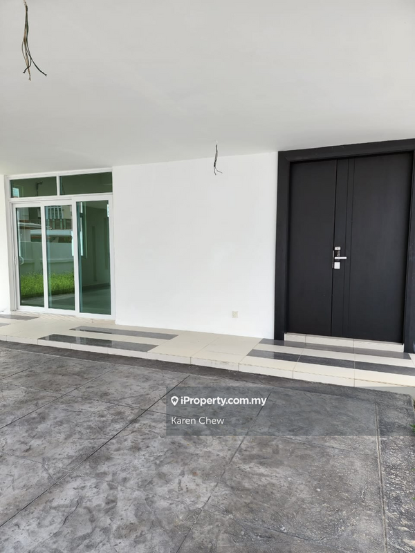 Rumah Berkembar untuk Dijual di 3 Storey Semi D @ Cypress Villa, Sungai Ara, Sungai Ara oleh Karen Chew - iProperty.com.my