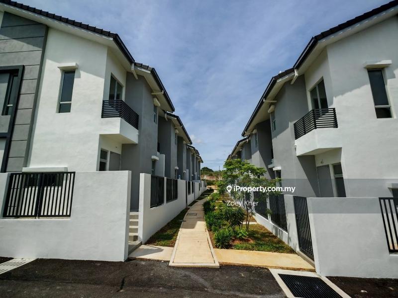 Rumah Berangkai 2 Tingkat untuk Dijual di Sungai Buloh, Sungai Buloh oleh Zoey Kher - iProperty.com.my