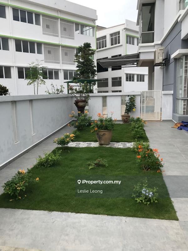 Bungalow House untuk Dijual di Taman Anggun, Rawang oleh Leslie Leong - iProperty.com.my