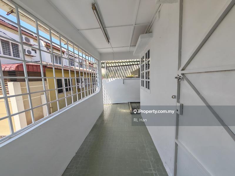 Rumah Teres 2-Tingkat untuk Dijual di Usj 9, Subang Jaya oleh RL Han - iProperty.com.my
