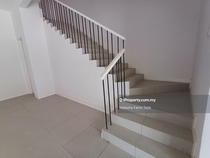 Rumah Teres 2-Tingkat untuk Dijual di Avista@Warisan Puteri Kota Warisan, Sepang oleh Natasha Farini Talib - iProperty.com.my