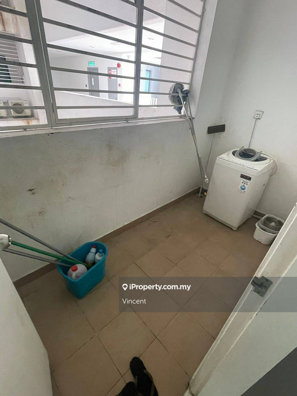 For Rent - 8 Kinrara