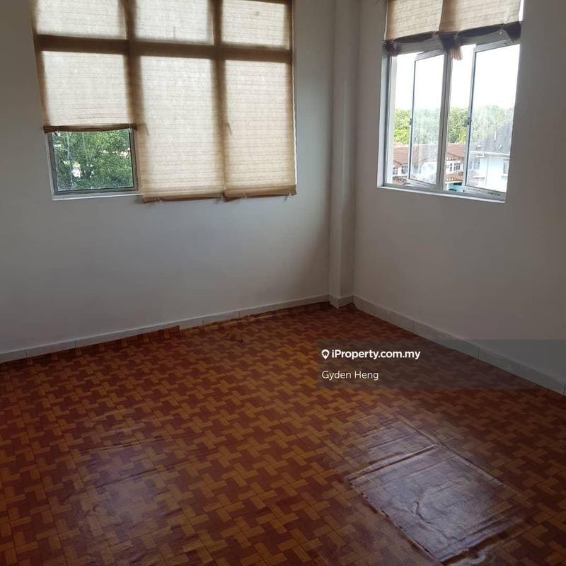 Townhouse for Sale in fpun3, Masai by Gyden Heng - iProperty.com.my