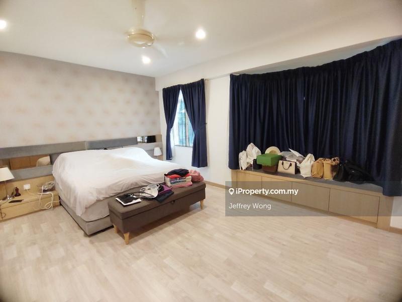 For Sale - Bungaraya Condominium