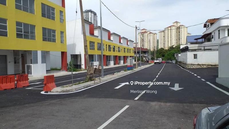 Shop untuk Dijual di Taman Overseas Union (Taman Oug), Jalan Klang Lama (Old Klang Road) oleh Merlissa Wong - iProperty.com.my