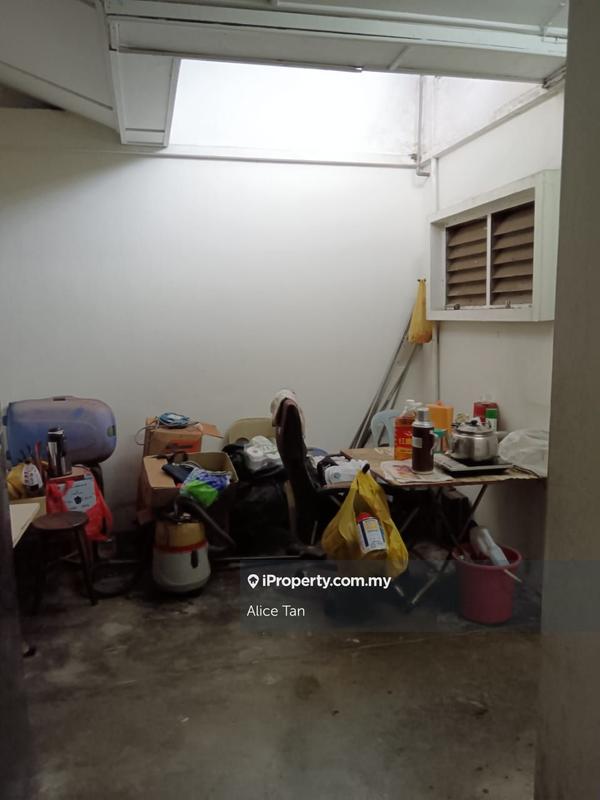 Rumah Berangkai 1 Tingkat untuk Dijual di Taman Salak Selatan, Salak South oleh Alice Tan - iProperty.com.my