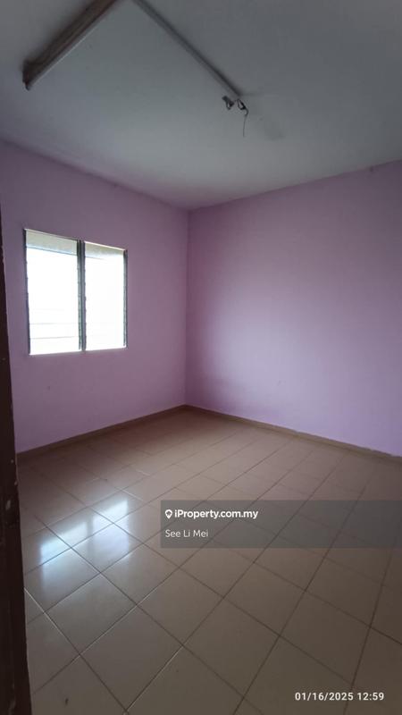 Flat for Sale in Putri Laksamana by See Li Mei - iProperty.com.my