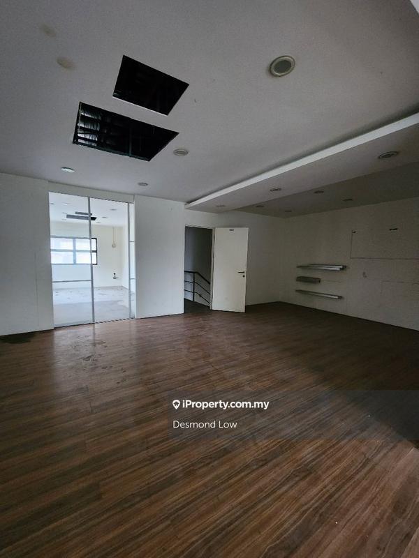 Commercial Semi-D for Rent in Opposite Chinese Swimming Club, Tanjung Bungah by Desmond Low - iProperty.com.my