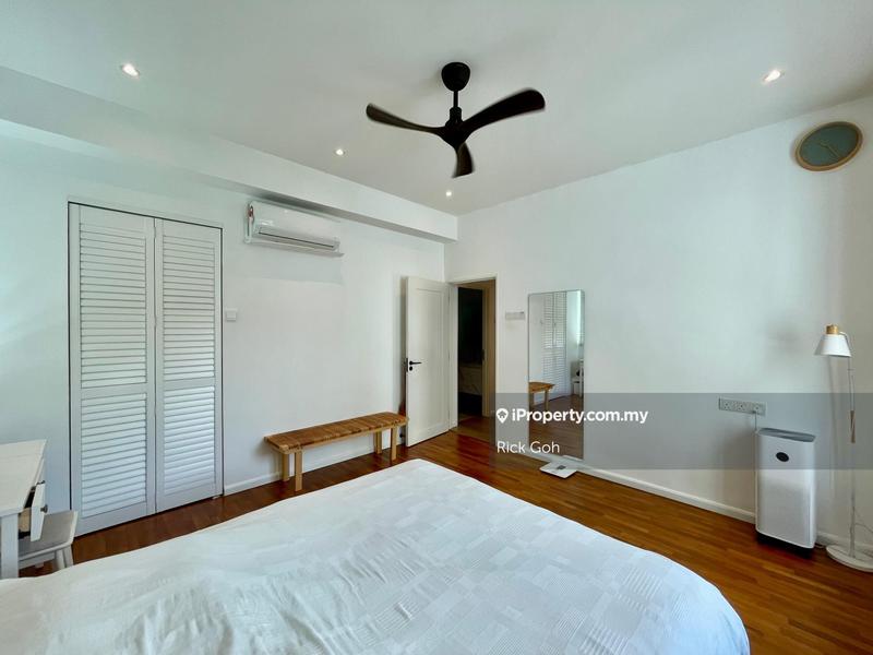 For Sale - Scotland Villa