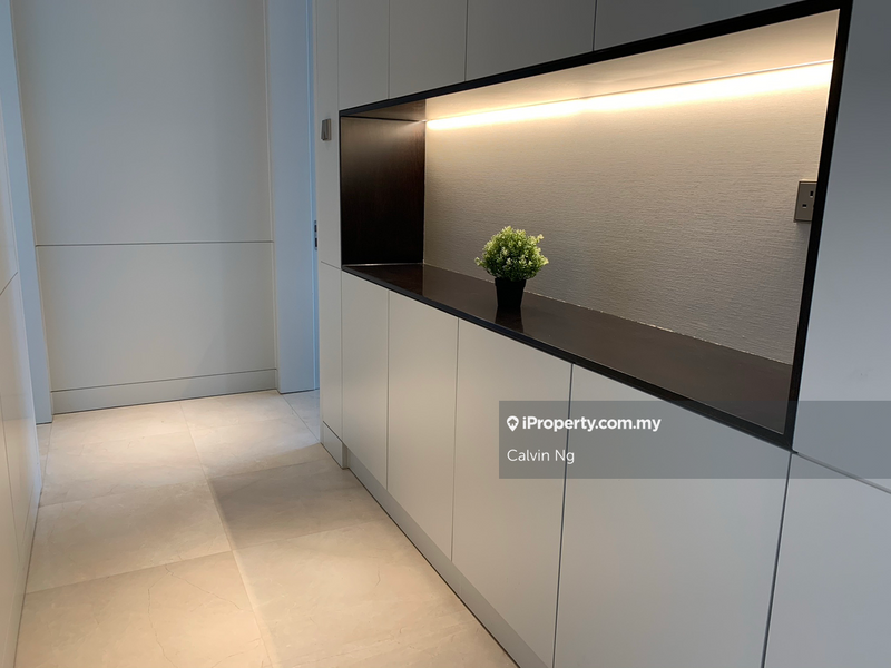 Kediaman Servis untuk Dijual di Pavilion Suites oleh Calvin Ng - iProperty.com.my
