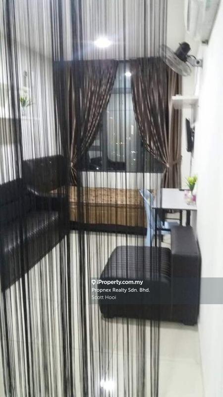 Service Residence for Rent in Centrestage Designer Suite by Scott Hooi - iProperty.com.my