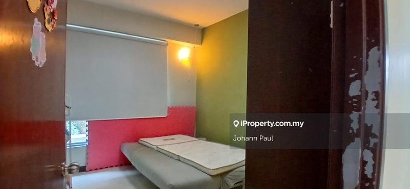 For Sale - Miami Green