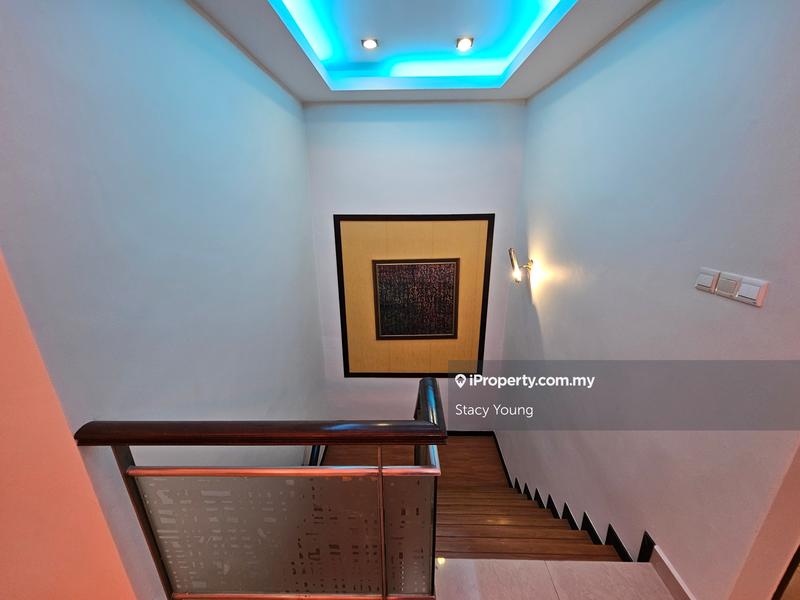 Rumah Berangkai 2 Tingkat untuk Dijual di Sungai Long, Bandar Sungai Long oleh Stacy Young - iProperty.com.my
