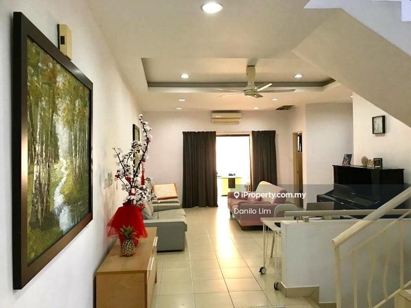 3-storey Terraced House for Sale in Taman Bukit Prima, Cheras by Danilo Lim - Living Room - iProperty.com.my