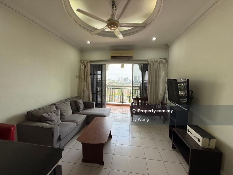 Condominium for Sale in La Vista Condominiums by Jy Wong - iProperty.com.my