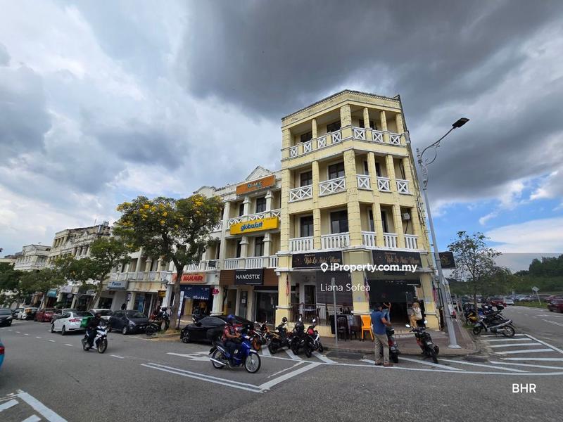 For Sale - Presint 15 Diplomatik Shoplot