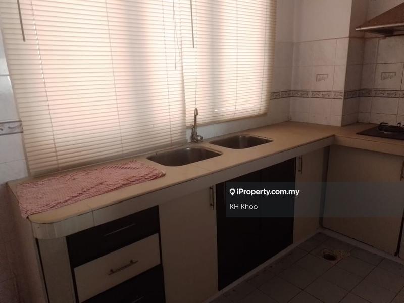 Condominium for Sale in Cyber Heights Villa by KH Khoo - iProperty.com.my