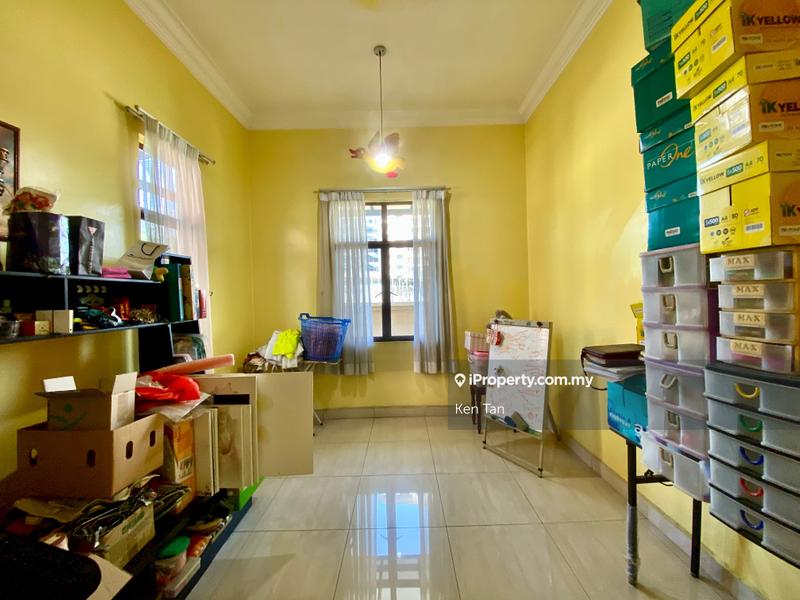 Banglo untuk Dijual di Aman Suria, Petaling Jaya oleh Ken Tan - iProperty.com.my