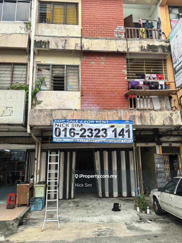 For Rent - Ground floor shop Jalan reko sentral bandar kajang selangor