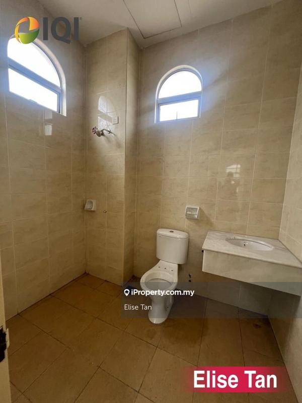 Bungalow House for Sale in Bukit Mertajam, Penang by Elise Tan - iProperty.com.my