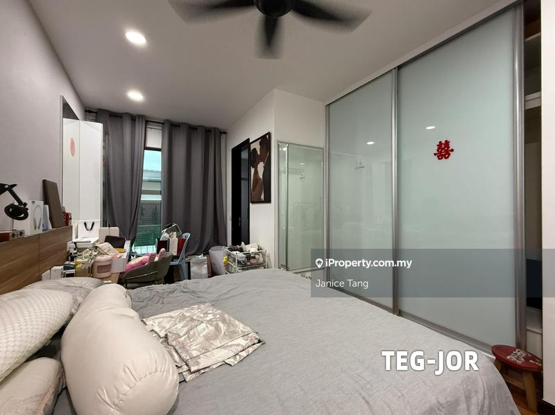 Rumah Berangkai 3.5 Tingkat untuk Dijual di Duta Villa, Setia Alam oleh Janice Tang - iProperty.com.my