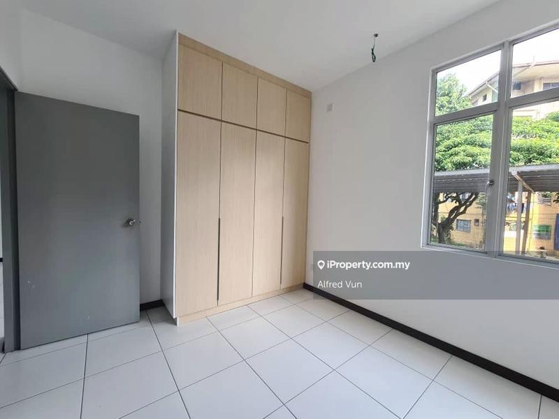 Apartment for Sale in E Residence @ Telipok by Alfred Vun - iProperty.com.my